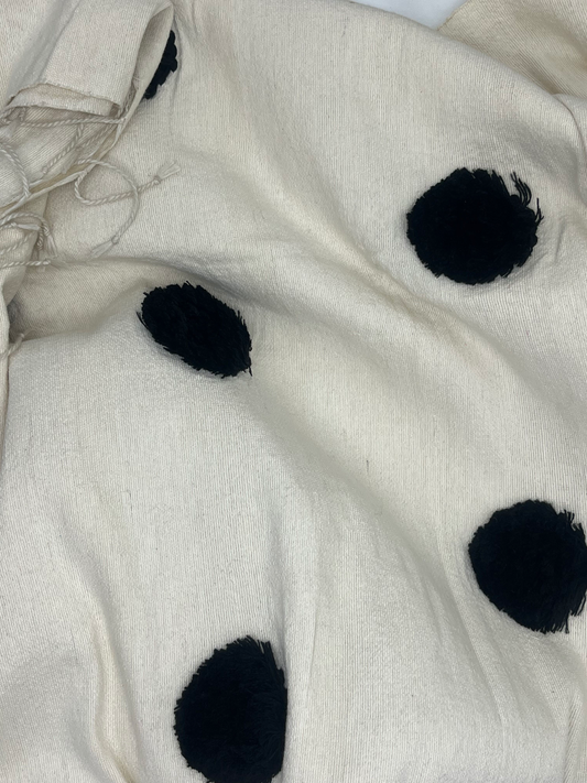 Pom Pom Quilt Black and White